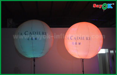 دکوراسیون نورپردازی بادکنک 1.5 میلی متری با چراغ قرمز برای تبلیغات