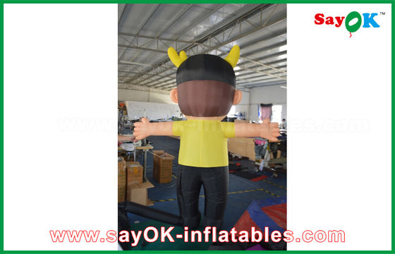 شخصیت های کارتونی پر شده پارچه آکسفورد شخصیت های کارتونی پر شده پسر زرد کودکان برای تبلیغات