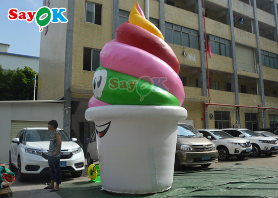 مدل بستنی بادی 5 متری سفارشی برای تبلیغات در فضای باز جشنواره