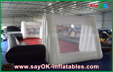 0.55mm PVC سفارشی سفارشی سفید / سیاه تورم فوتبال میدان Commercial درجه Inflatables