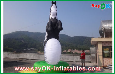 بالون های جانوری بادکنک در فضای باز مدل اسب بادکنک شخصیت کاریکاتوری برای تبلیغات