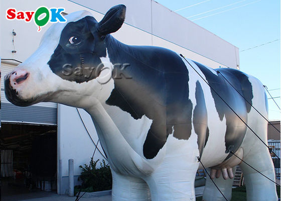 شخصیت های کارتونی را منفجر کنید پی وی سی پلین زندگی کنید شیر گاو قابل انفجار برای تزئین مزرعه